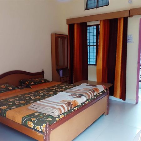 Hotel Jagat Raj, Sitapur Sitapur  Exterior foto